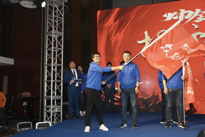 AG线上平台(集团)官方网站
“火力全开·赢战2021”业务启动大会在南京隆重召开-6.jpg AG线上平台(集团)官方网站
“火力全开·赢战2021”业务启动大会在南京隆重召开-6.jpg